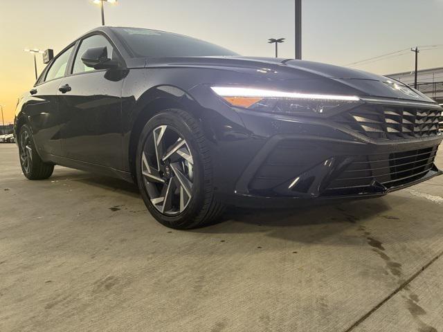 new 2025 Hyundai Elantra car, priced at $21,696