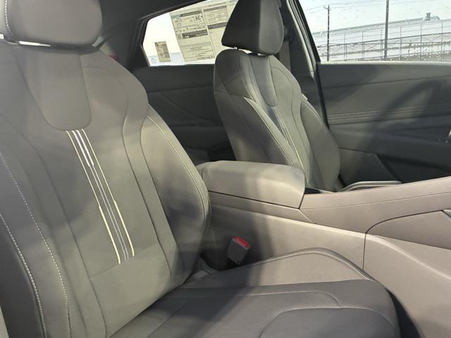 new 2025 Hyundai Elantra car, priced at $21,696