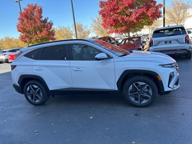 new 2025 Hyundai Tucson Hybrid car, priced at $38,244