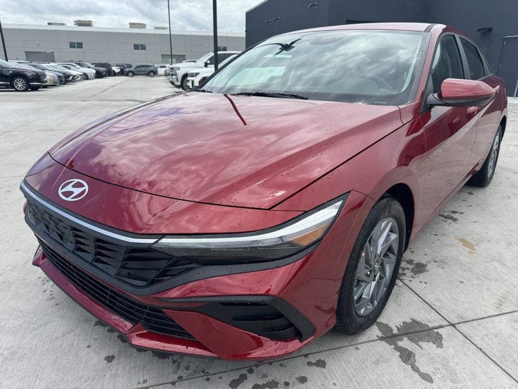 new 2025 Hyundai ELANTRA HEV car, priced at $23,413