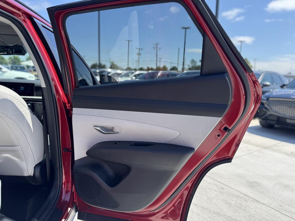 new 2025 Hyundai Tucson car, priced at $31,317