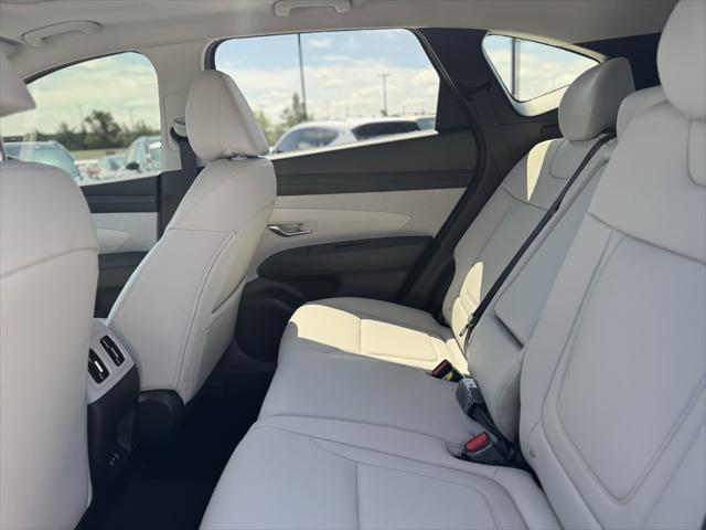 new 2025 Hyundai Tucson car, priced at $32,067