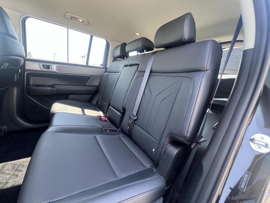 used 2024 Hyundai Santa Fe car, priced at $34,997