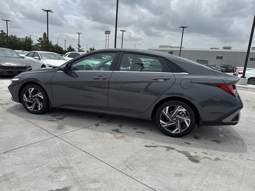 new 2025 Hyundai Elantra car, priced at $26,272