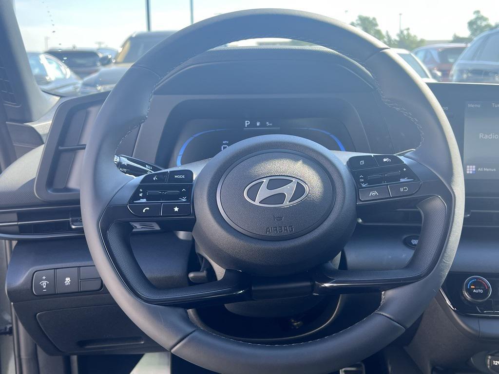 new 2025 Hyundai Elantra car, priced at $19,234