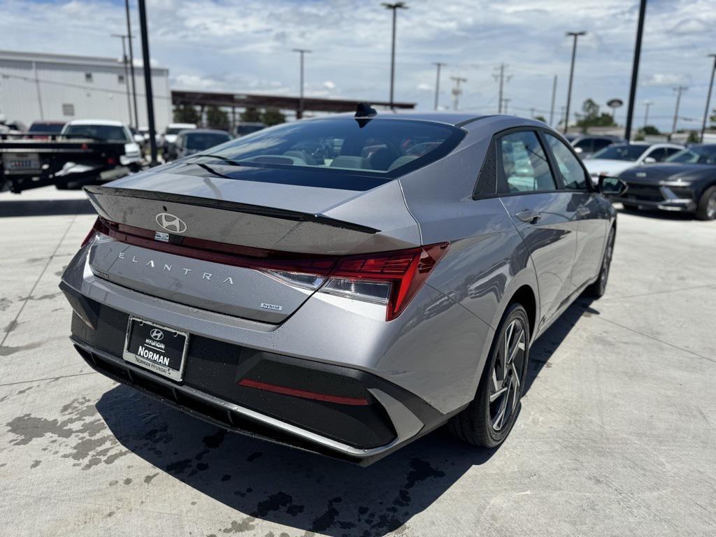 new 2025 Hyundai Elantra car, priced at $24,876