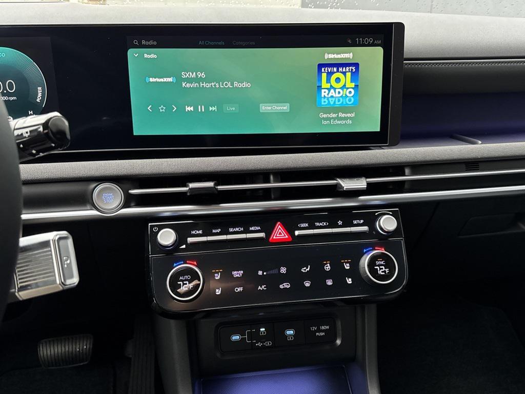 new 2026 Hyundai TUCSON Hybrid car, priced at $40,509