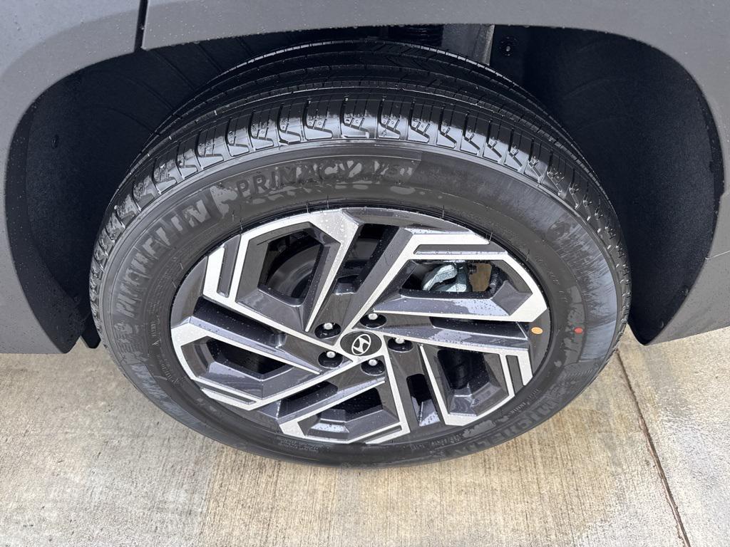 new 2026 Hyundai TUCSON Hybrid car, priced at $40,509