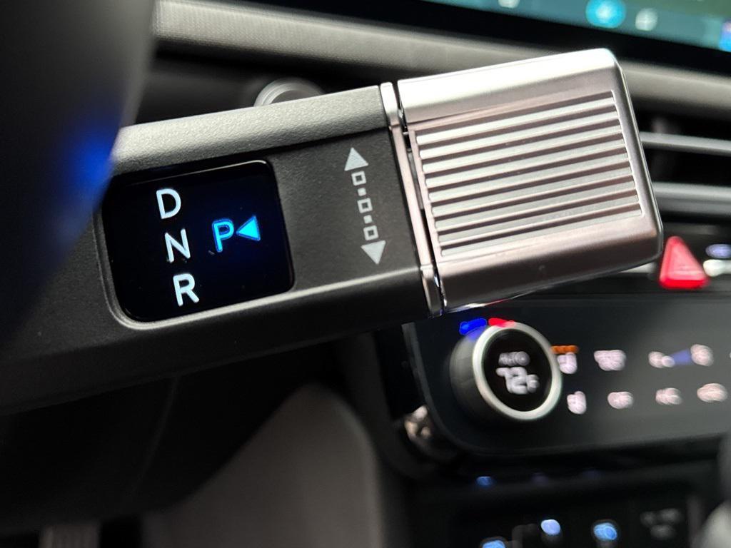 new 2026 Hyundai TUCSON Hybrid car, priced at $40,509