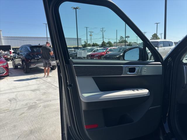 new 2025 Hyundai Santa Fe car, priced at $44,562