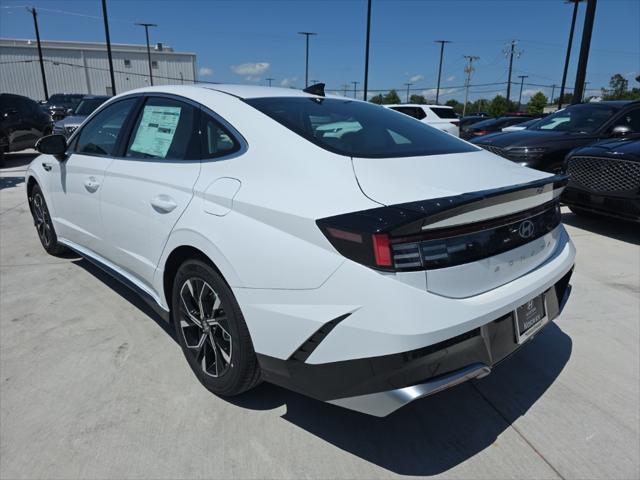 new 2025 Hyundai Sonata car, priced at $23,958