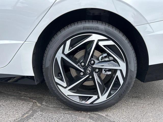new 2025 Hyundai Sonata car, priced at $27,958