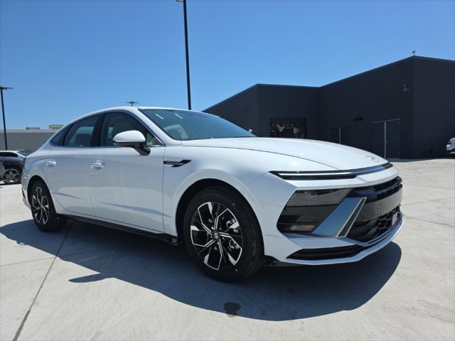 new 2025 Hyundai Sonata car, priced at $23,958