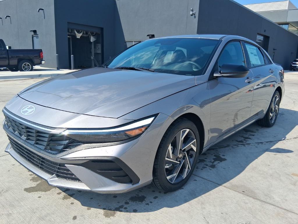 new 2025 Hyundai Elantra car, priced at $18,636
