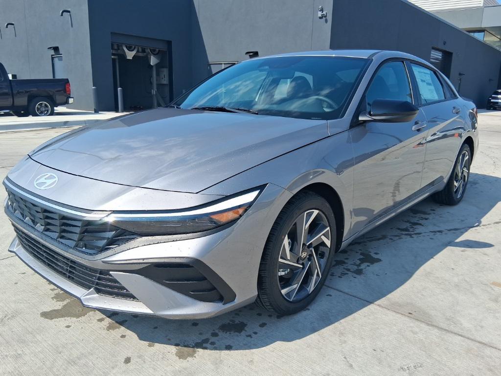 new 2025 Hyundai Elantra car, priced at $18,636