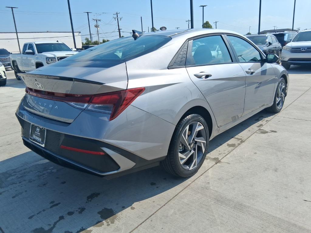 new 2025 Hyundai Elantra car, priced at $18,636