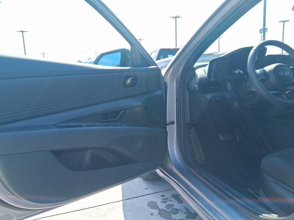 new 2025 Hyundai Elantra car, priced at $18,636