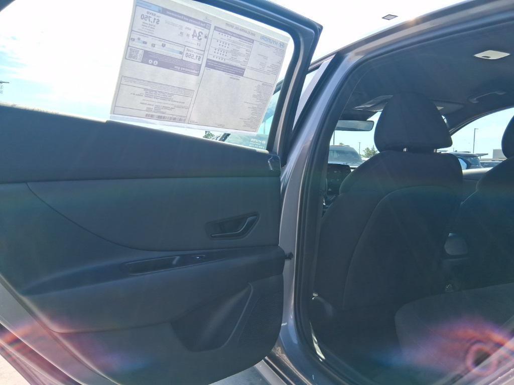 new 2025 Hyundai Elantra car, priced at $18,636