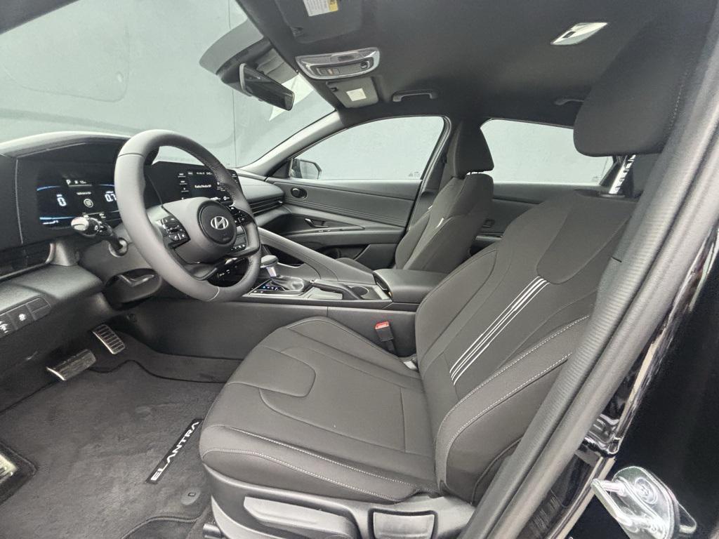 new 2025 Hyundai Elantra car, priced at $19,157