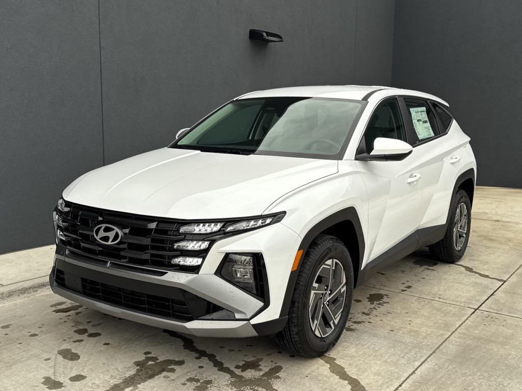 new 2026 Hyundai TUCSON Hybrid car, priced at $31,508