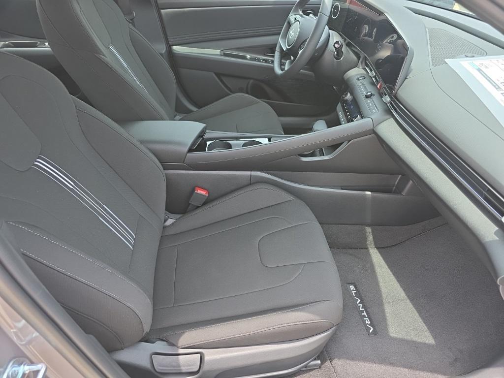 new 2025 Hyundai ELANTRA HEV car, priced at $23,862
