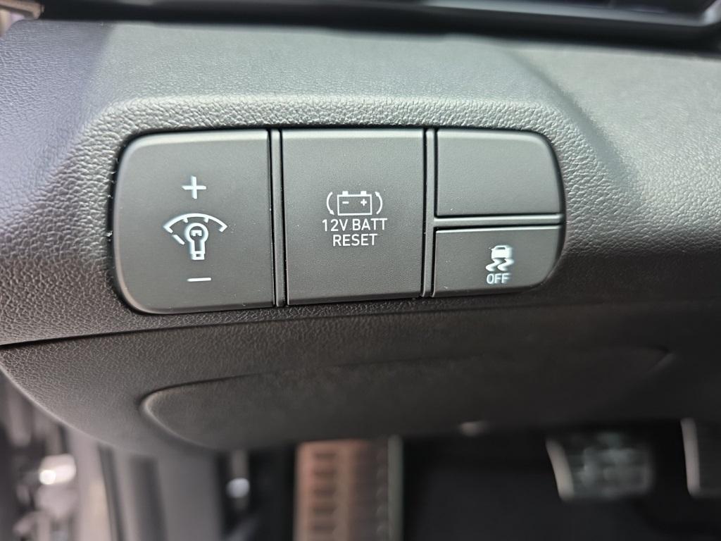 new 2025 Hyundai ELANTRA HEV car, priced at $23,862