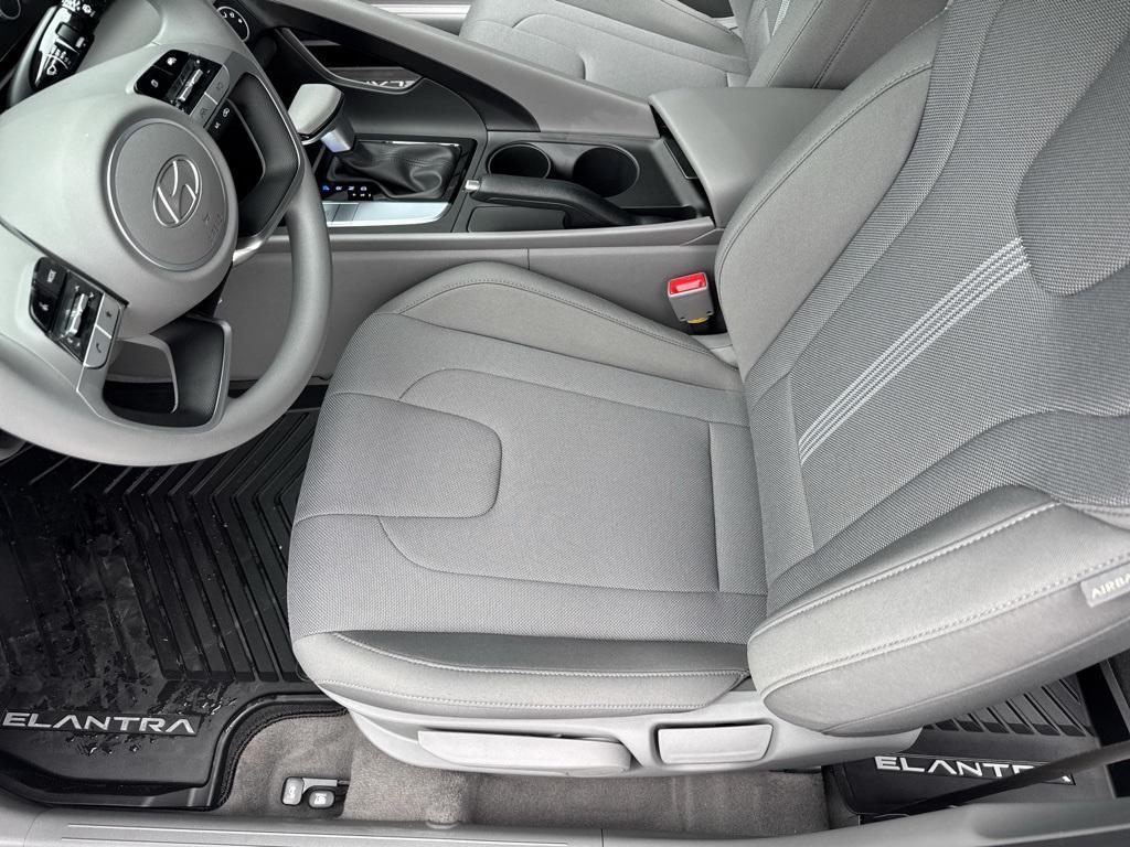 new 2025 Hyundai Elantra car, priced at $21,311