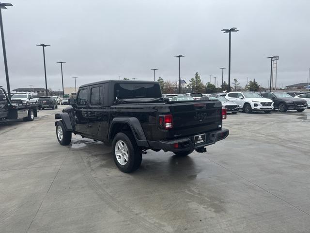 used 2022 Jeep Gladiator car, priced at $30,278