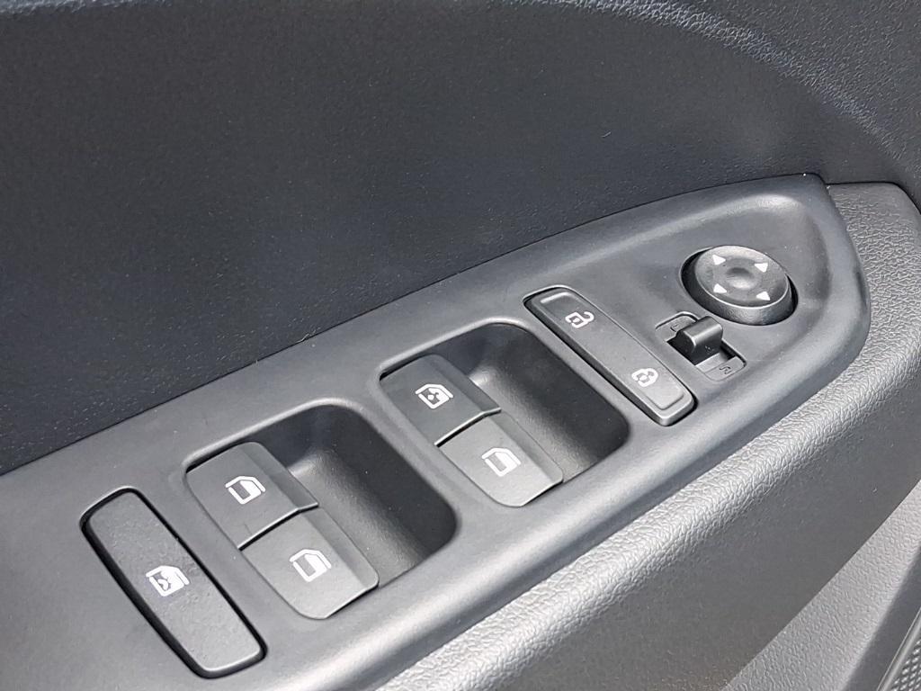 new 2025 Hyundai Venue car, priced at $22,816
