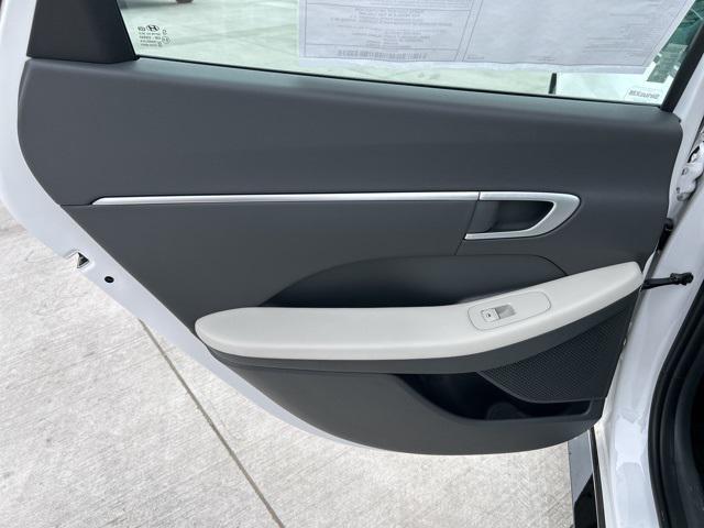 new 2025 Hyundai Sonata car, priced at $26,517