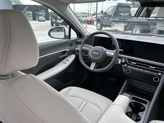 new 2025 Hyundai Sonata car, priced at $26,517