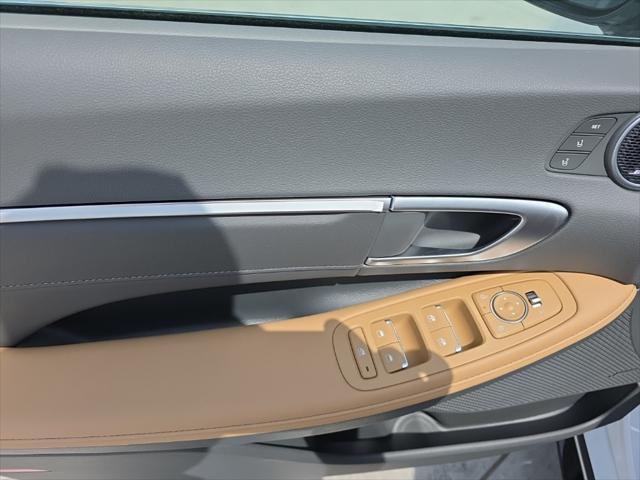 new 2025 Hyundai Sonata Hybrid car, priced at $33,631