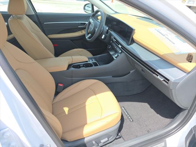 new 2025 Hyundai Sonata Hybrid car, priced at $33,631
