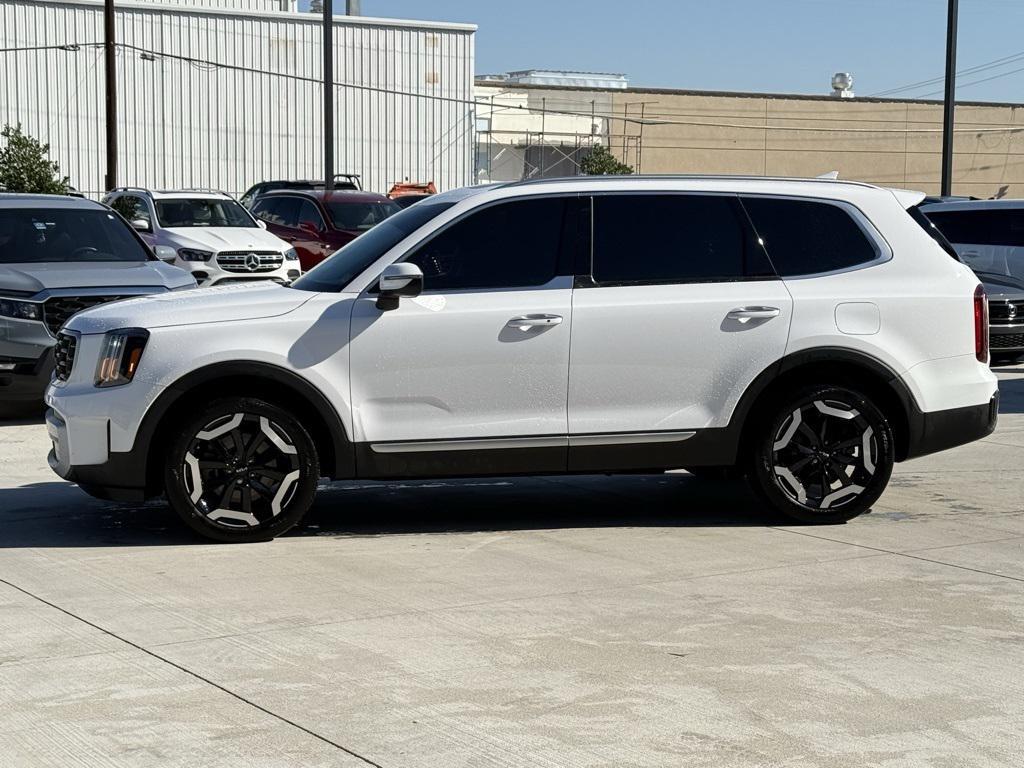 used 2024 Kia Telluride car, priced at $33,498