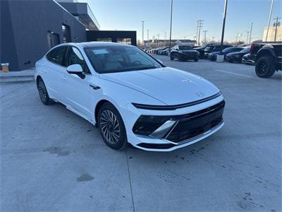 new 2024 Hyundai Sonata Hybrid car, priced at $33,400