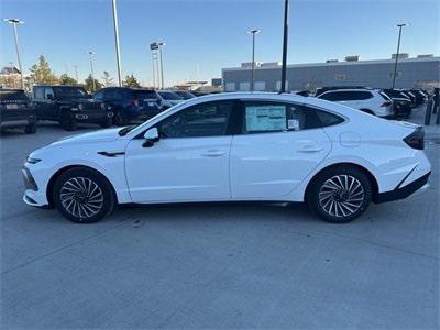 new 2024 Hyundai Sonata Hybrid car, priced at $33,400