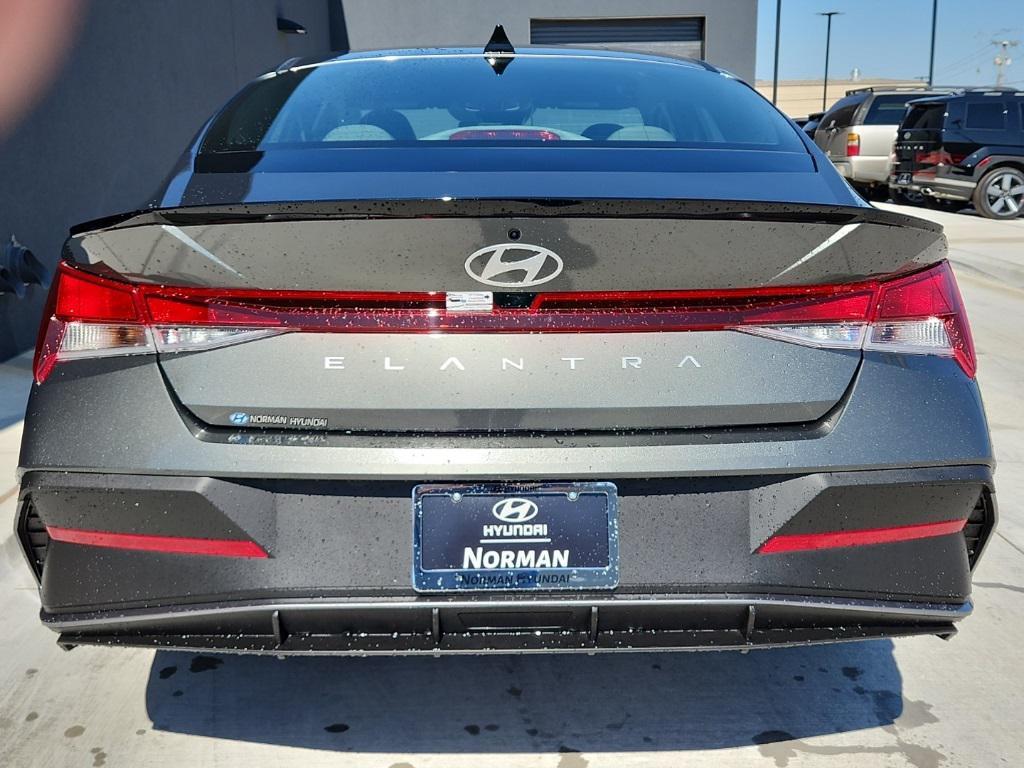 new 2025 Hyundai Elantra car, priced at $19,211