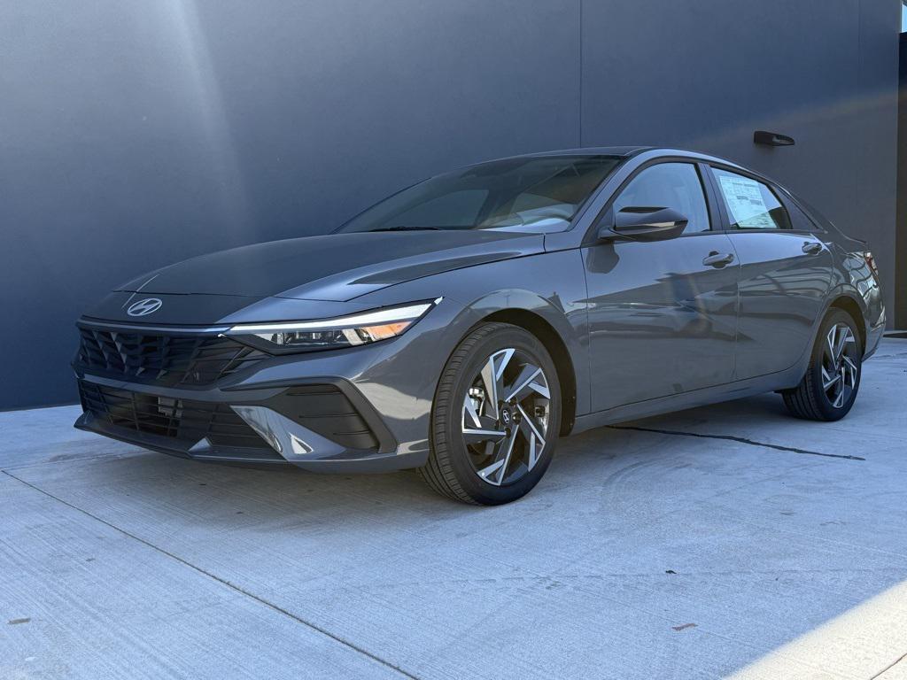 new 2025 Hyundai Elantra car, priced at $22,961