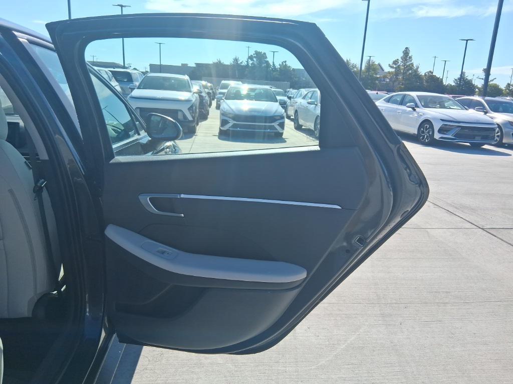 new 2025 Hyundai Sonata car, priced at $23,903