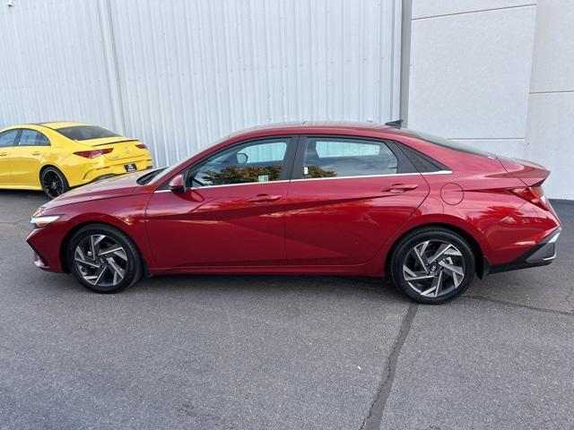 new 2024 Hyundai Elantra car, priced at $23,455