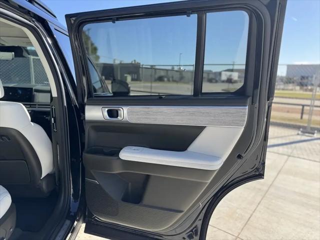 new 2025 Hyundai SANTA FE HEV car, priced at $48,976