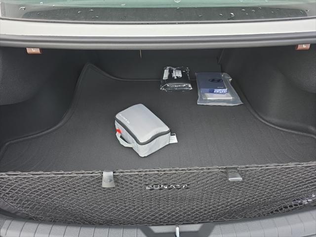 new 2025 Hyundai Sonata Hybrid car, priced at $33,642