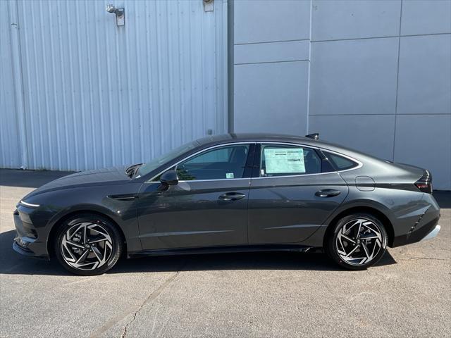 new 2024 Hyundai Sonata car, priced at $27,215