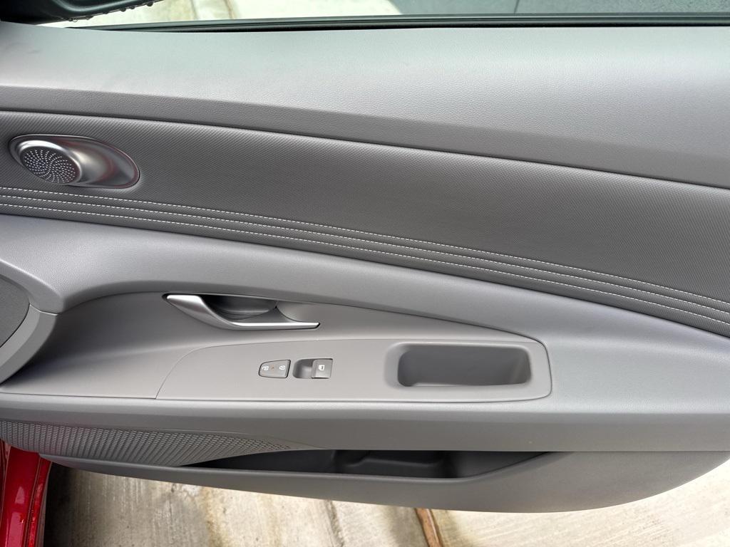 new 2025 Hyundai Elantra car, priced at $22,198