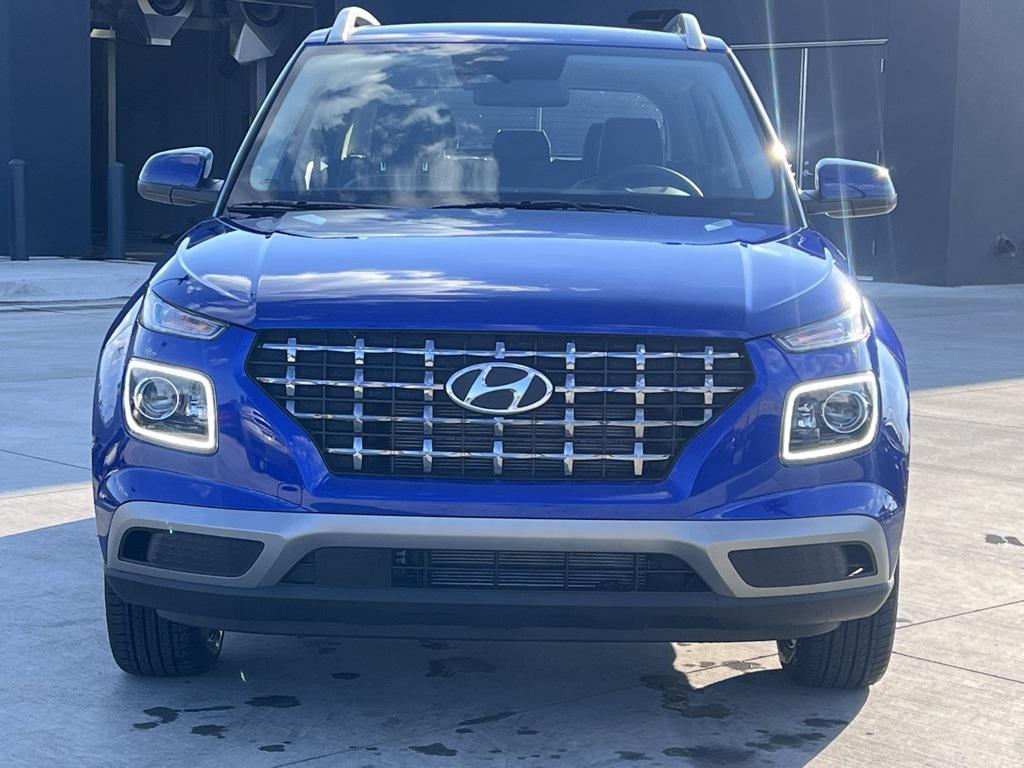 new 2025 Hyundai Venue car, priced at $22,722