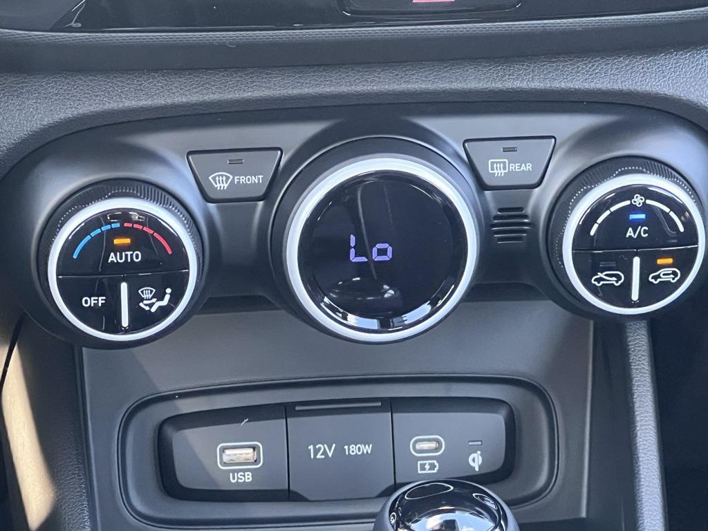 new 2025 Hyundai Venue car, priced at $22,722