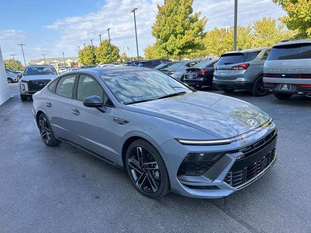 new 2025 Hyundai Sonata car, priced at $35,553