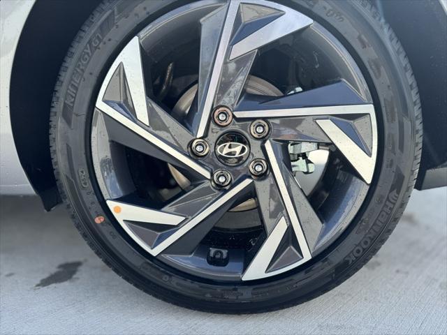 new 2025 Hyundai Elantra car, priced at $29,802
