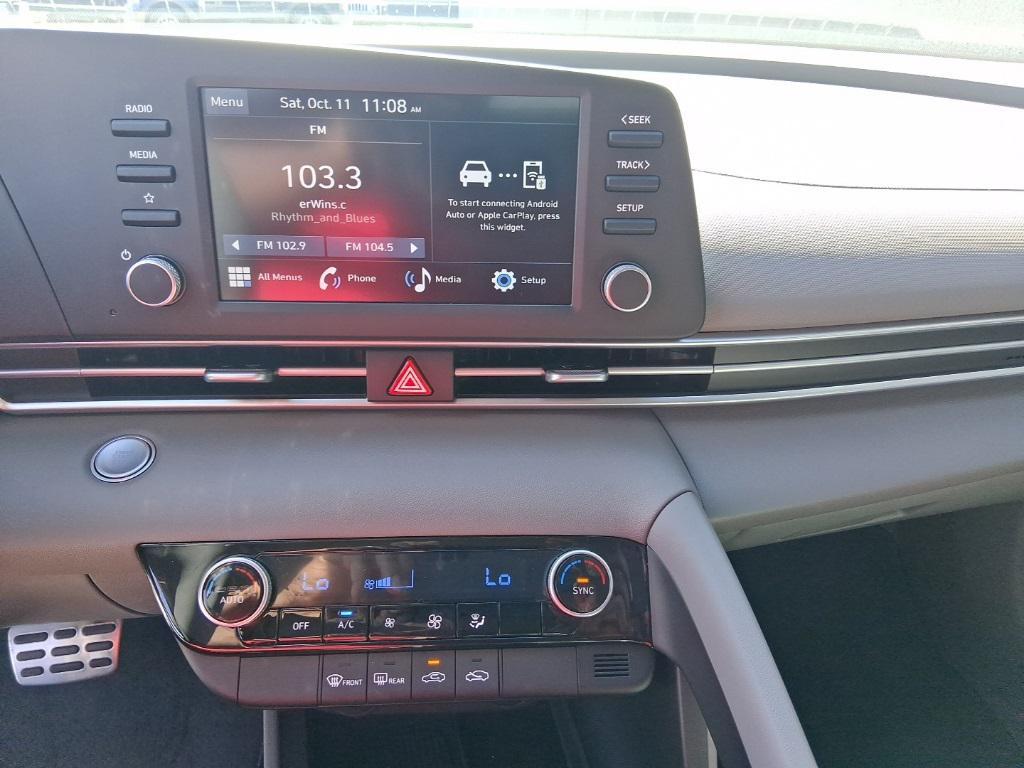 new 2025 Hyundai Elantra car, priced at $22,946