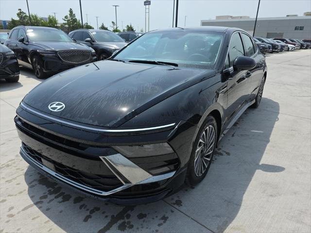 new 2025 Hyundai Sonata Hybrid car, priced at $37,460